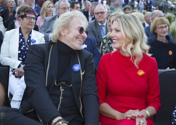 Entertainment Themen der Woche KW21 Rust, Germany - May 24, 2019: New Hotel Kronasar opens at Europa-Park with TV Host Thomas Gottschalk and friend Karina Mross New Hotel Kronasar opens at Europa-Park in Rust, Germany