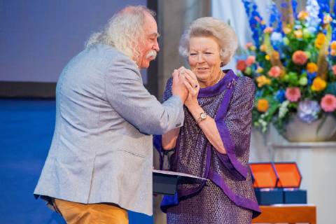 28-05-2019 Princess Beatrix with Paul Spapens during the Zilveren Anjers at the Koninklijk paleis in Amsterdam. The silver carnation is annually awarded to individuals who voluntarily worked for culture and nature conservation  Copyright: xPPEx