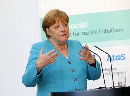 Bundeskanzlerin Angela Merkel, Deutschland, Berlin, Bundeskanzleramt, Auszeichnung der Sieger des Wettbewerbs startsocial durch BK in Merkel, 03.06.2019