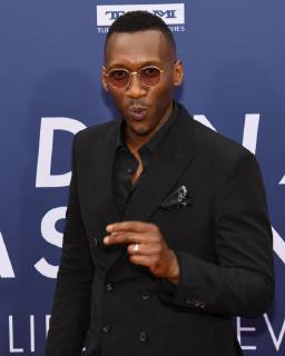 June 6, 2019 - Hollywood, California, USA - Mahershala Ali attends American Film Institute s 47th Life Achievement Award Gala honoring Denzel Washington at Hollywood and Highland in Hollywood, California. Hollywood USA - ZUMAb173 20190606_zap_b173_079 Copyright: xBillyxBennightx