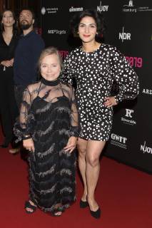 Christine Urspruch und Neda Rahmanian beim Studio Hamburg Nachwuchspreis 2019 im Thalia Theater. Hamburg, 06.06.2019