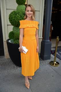 Sonja Gerhardt (Kleid von Malaikaraiss) beim Berlin TV Series Award 2019 im TITANIC Hotel am Gendarmenmarkt in Berlin am 13.06.2019