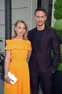 Sonja Gerhardt (Kleid von Malaikaraiss), Vladimir Burlakov beim Berlin TV Series Award 2019 im TITANIC Hotel am Gendarmenmarkt in Berlin am 13.06.2019