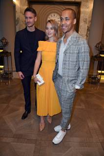 Vladimir Burlakov, Sonja Gerhardt (Kleid von Malaikaraiss), Jerry Hoffmann beim Berlin TV Series Award 2019 im TITANIC Hotel am Gendarmenmarkt in Berlin am 13.06.2019