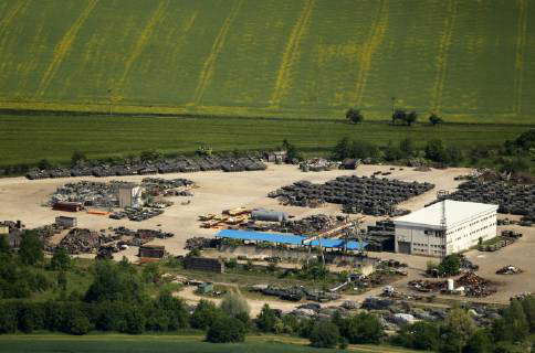 Luftbilder ROCKENSUSSRA, 05.06.19, Panzerfriedhof Battle Tank Dismantling GmbH K