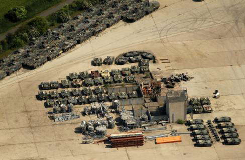 Luftbilder ROCKENSUSSRA, 05.06.19, Panzerfriedhof Battle Tank Dismantling GmbH K