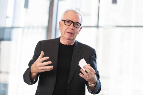 Architekt David Chipperfield in der James Simon Galerie waehrend einer Pressevorschau am 1. Juli 2019. Pressevorschau James Simon Galerie in Berlin