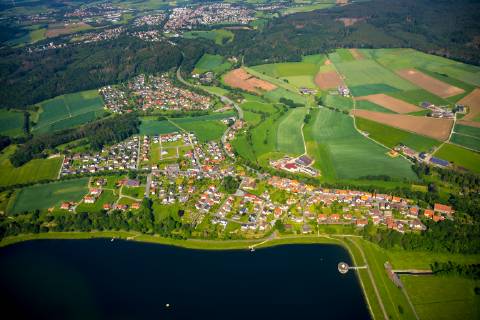 Luftbild von Wetterburg am Twistesee in Bad Arolsen in Nordhessen im Bundesland Hessen in Deutschland. !ACHTUNGxMINDESTHONORARx60xEURO!