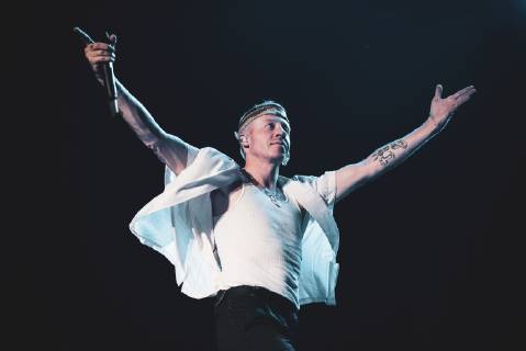 Italy: Macklemore 2019 The American rapper and songwriter Macklemore, real name Benjamin Hammond Haggerty, performing live on stage for his Italian tour in Barolo, at the Collisioni Festival 2019. FOR EDITORIAL USE ONLY - Alessandro Bosio Barolo Cuneo Italy Collisioni Festival AlessandroxBosio