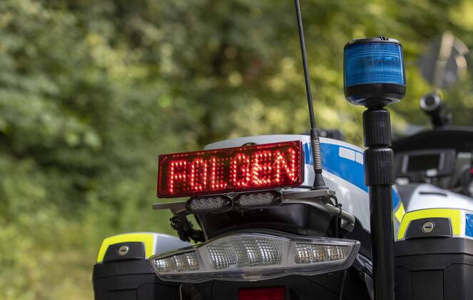 Rimpar, Bundesstraße, 18.07.2019, Geschwindigkeits- und Motorradkontrolle der Polizei Bild: Laser Messung, Geschwindigkeitsmessung Copyright: HMBxMedia xHeikoxBecker