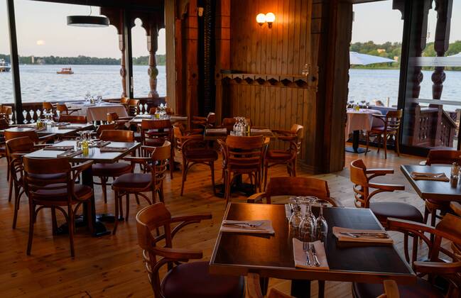 Potsdam Landeshauptstadt Brandenburg 26.07.2019 Kaiserliche Matrosenstation KONGSNAES Potsdam Ventahalle wird am Montag den 29.07.2019 eröffnet Gastronom und Kongsnaes-Pächter Joseph Laggner ein Restaurant Bauherr ist der Gastronom und Kongsnaes-Pächter Joseph Laggner KONGSNAES bedeutet Landzunge des Königs Bauherr und Eigentümer ist der Berliner Berliner Juwelier Michael Linckersdorff copyright camera4 Eberhard Thonfeld