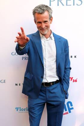 Vergabe GOETZ GEORGE PREIS 2019 Ulrich Matthes am Roten Teppich zur Verleihung vom GOETZ GEORGE PREIS am 19. August 2018 in der Astor Film Lounge. Der dotierte Preis soll an dieses Lebenswerk von Goetz George erinnern. Berlin Charlottenburg Berlin Deutschland