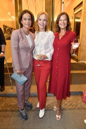Claudia Michelsen, Katja Flint und Angela Roy bei der Verleihung des Götz George Preises 2019 in der Astor Film Lounge. Berlin, 19.08.2019