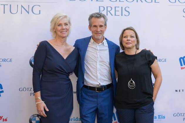 Berlin GER, Berlin, 19.08.19, Preisverleihung - Goetz George Stiftung v.l. Marika George, Ulrich Matthes, Tanja George, Goetz George Stiftung - Preisverleihnung, 19.08.19, Copyright: xEIBNER UwexKochx EP_EER