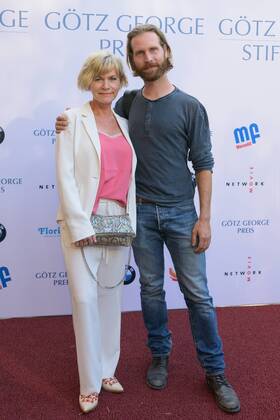 Berlin GER, Berlin, 19.08.19, Preisverleihung - Goetz George Stiftung Anne Kasprik und Sohn Alexander Kasprik, Goetz George Stiftung - Preisverleihnung, 19.09.19, Copyright: xEIBNER UwexKochx EP_EER