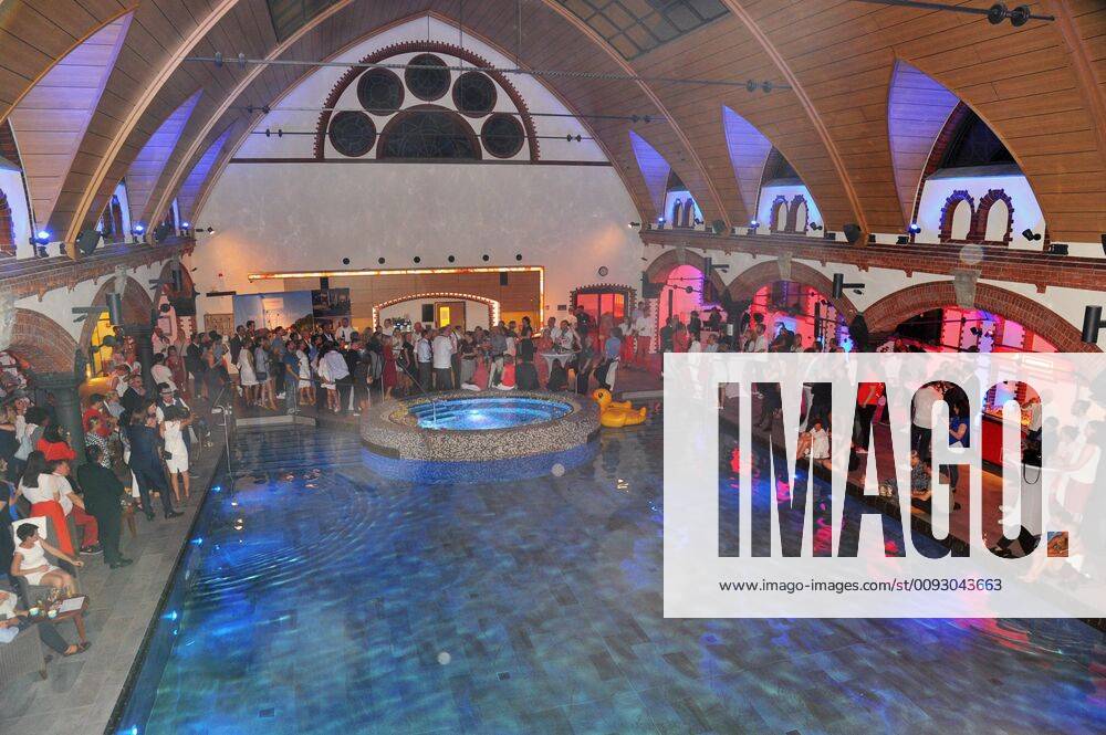 Stockfoto Veranstaltung In Kaifu Sole Gute Leude Sommer