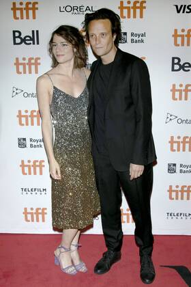 Valerie Pachner und August Diehl bei der Premiere von Jojo Rabbit auf dem 44. Toronto International Film Festival im Princess of Wales Theatre. Toronto, 08.09.2019