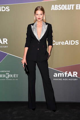 Bilder des Jahres 2019, Entertainment 09 September Entertainment Themen der Woche KW38 Milan, Red Carpet amfAR Milan Fashion Week 2019 - Toni Garrn  Copyright: xAlbertoxTerenghix xIPAx xComi Terenghix