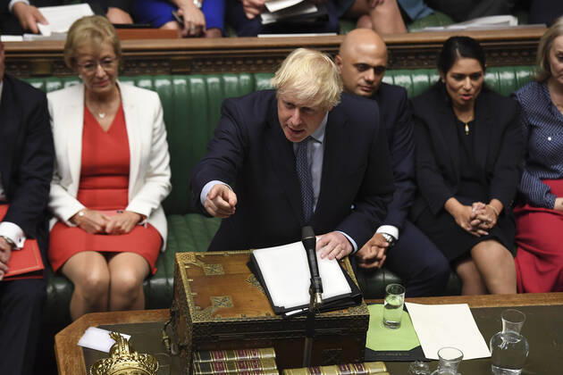 Bilder des Jahres 2019, News 09 September News Themen der Woche KW39 News Bilder des Tages (190925) -- LONDON, Sept. 25, 2019 -- British Prime Minister Boris Johnson makes a statement at the House of Commons in London, Britain, on Sept. 25, 2019. British Prime Minister Boris Johnson faced enormous pressure as the parliament re-opened Wednesday after the Supreme Court ruled his act to suspend the parliament for five weeks was unlawful. (Jessica Taylor UK Parliament Handout via Xinhua) HOC MANDATORY CREDIT: UK Parliament Jessica Taylor BRITAIN-LONDON-PARLIAMENT-REOPENING HanxYan 