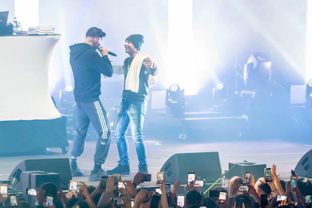 Rüsselsheimer Rapper MERO zieht Jugendliche in die Ludwigsburger MHP-Arena - Impressionen vom Konzert Rapper MERO zieht Jugendliche in die Ludwigsburger MHP-Arena - Impressionen vom Konzert, 71636 Ludwigsburg, Deutschland Copyright: 7aktuellx xNilsxReeh