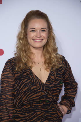 Madeleine KRAKOR, Schauspielerin, Roter Teppich, Red Carpet Show, Ankunft, arrival, Film Festival Cologne awards in Koeln, 17.10.2019.