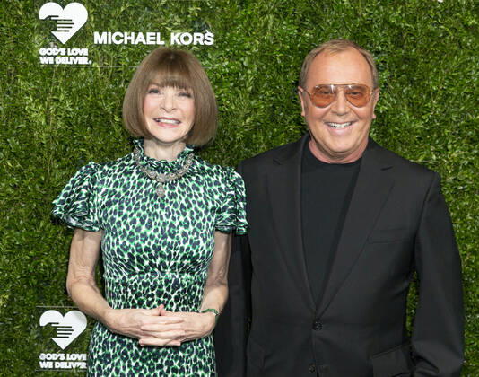 Bilder des Jahres 2019, Entertainment 10 Oktober NY: 13th Annual Golden Heart Awards Anna Wintour and Michael Kors attend the 13th Annual Golden Heart Awards at Cipriani South Street New York New York United States  LevxRadin