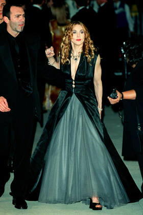 Madonna Singer & Actress Madonna 12 April 1998 Madonna Singer & Actress Madonna 12 April 1998  Copyright: MaryxEvansxAFxArchivexGrahamxWhitbyxBoot 12057449