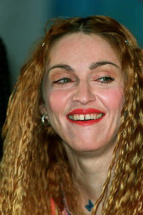Madonna Singer & Actress Madonna 15 April 1998 Madonna Singer & Actress Madonna 15 April 1998  Copyright: MaryxEvansxAFxArchivexGrahamxWhitbyxBoot 12057688
