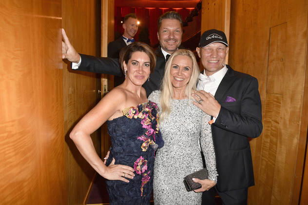 Bilder des Jahres 2019, Entertainment 10 Oktober Alice Krüger, Hardy Krüger Jr., Patricia Schulz und Axel Schulz beim 25. Leipziger Opernball 2019 in der Oper Leipzig. Leipzig, 26.10.2019