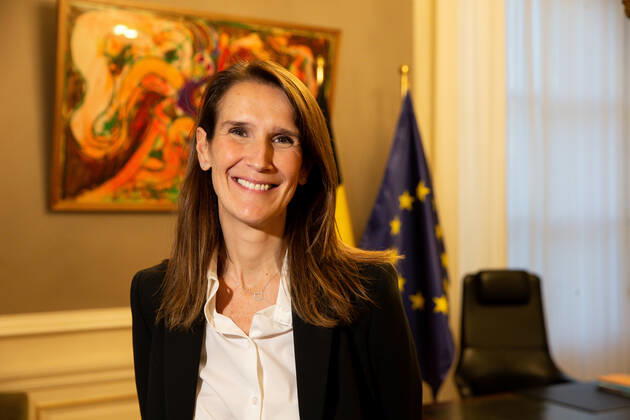 Bilder des Jahres 2019, News 10 Oktober Belgian Prime Minister Sophie Wilmes poses for the photographer during the passing of the power to the new Prime Minister, in Brussels, Sunday 27 October 2019. Wilmes succeeds Michel who will become President of the European Council on 01 December. She s Belgium s first female Prime Minister.  NICOLASxMAETERLINCK 05696084