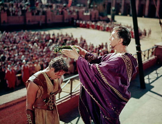 OSCARS. Bester Hauptdarsteller. Preisträger 1951-1960 Charlton Heston & Frank Thring Characters: Judah Ben-Hur, Pontius Pilate Film: Ben-Hur; Ben Hur (USA 1959) Director: William Wyler 18 November 1959  Copyright: MaryxEvansxAFxArchive 12076322 editorial use only