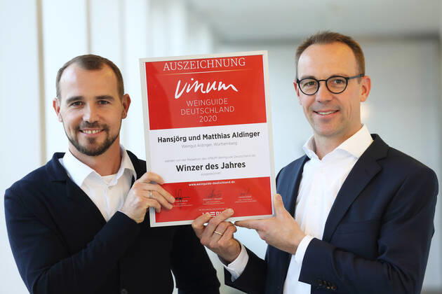 News Bilder des Tages MATTHIAS UND HANSJÖRG ALDINGER WEINGUT ALDINGER WINZER DES JAHRES AUSZEICHNUNG DES VINUM WEINGUIDE DEUTSCHLAND 2020 MAINZ 