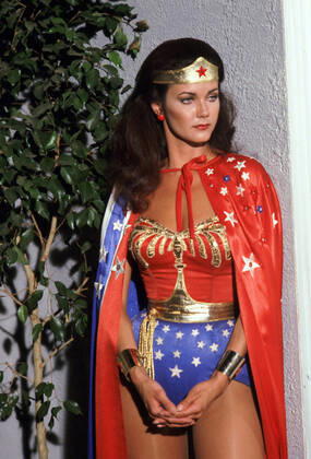Lynda Carter Characters: wonder woman Television: Wonder Woman (TV-Serie) Usa 1975-1979, 07 November 1975 Copyright: WarnerxBros.xTelevisionxAFxArchivexMaryxEvans 12453711 editorial use only