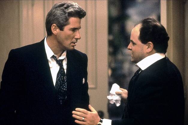 Richard Gere & Jason Alexander Characters: Edward Lewis, Philip Stuckey Film: Pretty Woman (USA 1990) Director: Garry Marshall 23 March 1990 Copyright: MaryxEvansxAFxArchivexTouchstonexPictures 12550890 editorial use only