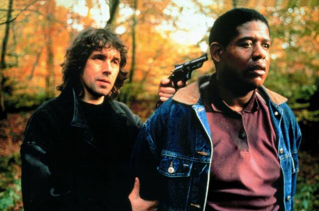 Stephen Rea & Forest Whitaker Characters: Fergus & Jody Film: The Crying Game (1992) Director: Neil Jordan 02 September 1992  Copyright: MaryxEvansxAFxArchivexChannelxFour 12558837 editorial use only