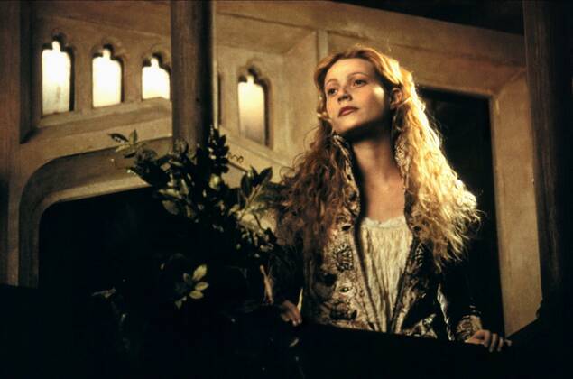 Gwyneth Paltrow Characters: Viola De Lesseps Film: Shakespeare In Love (USA 1998) Director: John Madden 03 December 1998 Copyright: MaryxEvansxAFxArchivexUniversal 12560525 editorial use only