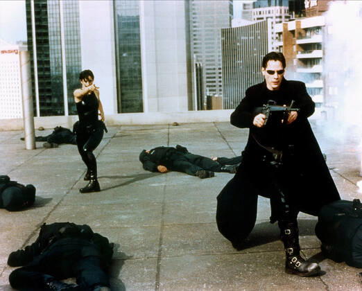 Carrie-Anne Moss, Keanu Reeves Characters: Trinity,Neo Film: The Matrix (USA AUS 1999) Director: The Wachowski Brothers 31 March 1999  Copyright: MaryxEvansxAFxArchivexWarnerxBros. 12569078 editorial use only