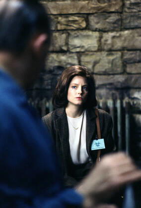 Anthony Hopkins & Jodie Foster Characters: Dr. Hannibal Lecter, Clarice Starling Film: The Silence Of The Lambs (USA 1991) Director: Jonathan Demme 30 January 1991 Copyright: MaryxEvansxAFxArchivexOrionxPictures 12574472 editorial use only