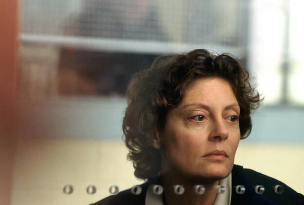 Susan Sarandon Characters: Sister Helen Prejean Film: Dead Man Walking (USA UK 1995) Director: Tim Robbins 29 December 1995 Copyright: MaryxEvansxAFxArchivexWorkingxTitle 12574958 editorial use only