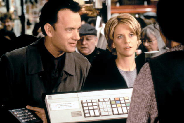 Tom Hanks & Meg Ryan Characters: Joe Fox & Kathleen Kelly Film: You Ve Got Mail (USA 1998) Director: Nora Ephron 18 December 1998  Copyright: MaryxEvansxAFxArchivexWarnerxBros. 12579774 editorial use only