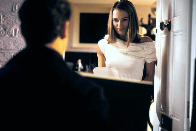 Andrew Lincoln & Keira Knightley Characters: Juliet Film: Love Actually (USA UK FR 2003) Director: Richard Curtis 07 September 2003 Copyright: MaryxEvansxAFxArchivexWorkingxTitle 12612968 editorial use only
