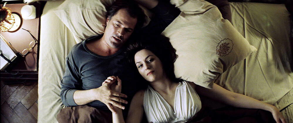 Sebastian Koch & Martina Gedeck Characters: Georg Dreyman & Christa-Maria Sieland Film: The Lives Of Others; Das Leben Der Anderen (DE 2006) Director: Kevin Munroe 15 March 2006 Copyright: MaryxEvansxAFxArchivexSonyxPicturexClassics 12650064 editorial use only