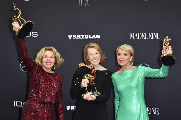 Bilder des Jahres 2019, Entertainment 11 November Entertainment Bilder des Tages Michaela May, Gaby Dohm und Uschi Glas bei der 71. Bambi-Verleihung 2019 im Festspielhaus. Baden-Baden, 21.11.2019