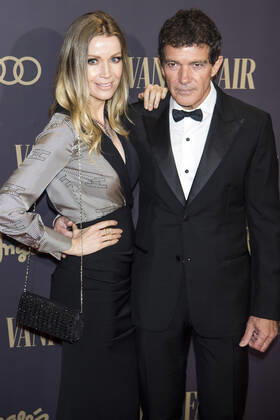 Antonio Banderas mit Lebenspartnerin Nicole Kimpel beim Vanity Fair Person of the Year 2019 Award im Teatro Real. Madrid, 25.11.2019 Antonio Banderas mit Lebenspartnerin Nicole Kimpel