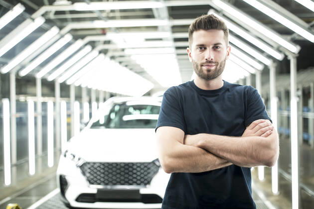 Portrait of confident worker in modern car factory model released Symbolfoto property released WESTF24400