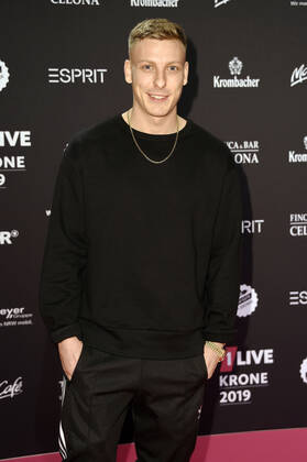 Felix Lobrecht bei der 20. Verleihung der 1Live Krone 2019 in der Jahrhunderthalle. Bochum, 05.12.2019