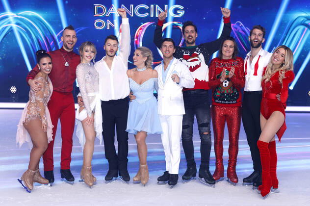 Bilder des Jahres 2019, Entertainment 12 Dezember Amani Fancy, Eric Stehfest, Lina Larissa Strahl, Joti Polizoakis, Ramona Elsner, Joey Heindle, David Vincour, Nadine Angerer, Andre Hamann und Stina Martini in der 5. Live-Sendung der zweiten Staffel der Sat.1 Show Dancing on Ice in den MMC Studios. Köln, 06.12.2019