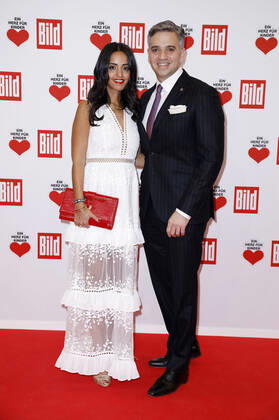 Sawsan Chebli mit Ehemann Nizar Maarouf bei der TV Spendengala Ein Herz für Kinder 2019 im Studio G in Adlershof. Berlin, 07.12.2019