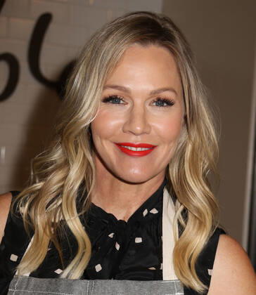 December 10, 2019, New York, New York, USA: Actress JENNIE GARTH from Beverly Hills 90210 at the partnership launch of Shipt, a grocery delivery service and kitchenware retailer Sur La Table. New York USA - ZUMAk03_ 20191210_zaf_k03_119 Copyright: xNancyxKaszermanx