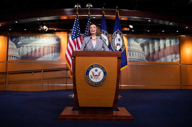 Bilder des Jahres 2019, News 12 Dezember News Bilder des Tages Speaker of the House Nancy Pelosi, D-Calif., holds her weekly press conference on Capitol Hill in Washington, DC on Thursday, December 12, 2019. Pelosi spoke on the ongoing impeachment proceedings into President Trump and the budget.  WAP20191212301 KEVINxDIETSCH